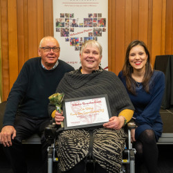 Cate Walton, from Family Drug Support Aotearoa NZ, receiving an Award