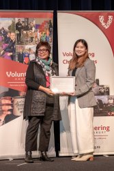 Jenny Yee, Bone Marrow Cancer Trust, with her Award