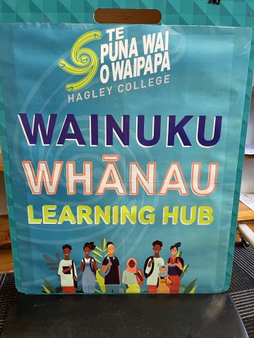 Logo for Hagley College - Refugee Education