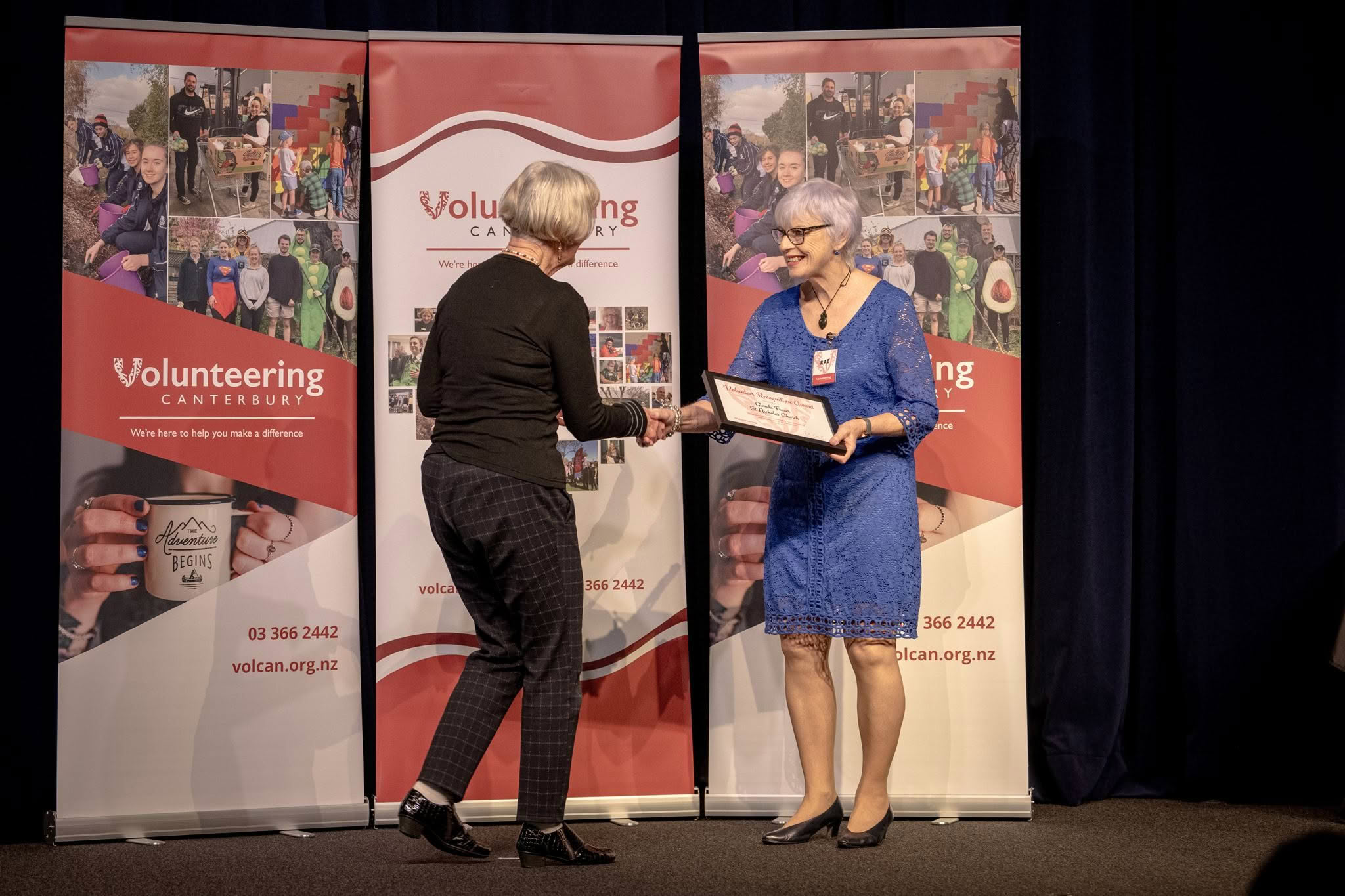 Glenda Fraser, St Nicholas Church, receiving a Volunteer Recognition Award 2026.